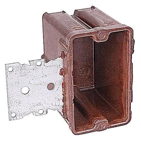 Thomas & Betts 2000 :: Switch/Outlet Box, 1  